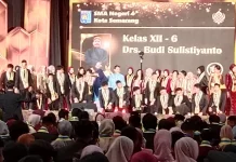 Syukuran 100 Persen Lulus SMAN 4 Semarang, Kepsek: Awal Perjalanan Panjang