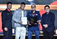 Rizki Juniansyah Raih Penghargaan The Game Changer Award NOC Indonesia