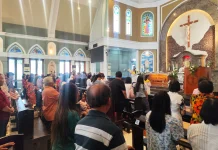 Rayakan Kenaikan Isa Almasih, Umat Katolik Padati Gereja Santo Petrus Pekalongan
