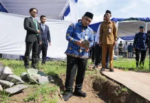 Jateng Kaji Kawasan Industri Halal, Taj Yasin Libatkan Pesantren