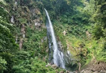 Eksotisme Curug Lawe Benowo di Lereng Gunung Ungaran