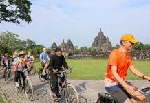 Dubes Belanda - Jerman Rekomendasikan Gowes ke Prambanan, Terpikat Keramahan Warga
