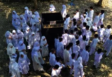 SDN 3 Parakan Kauman Tanamkan Nilai Keagamaan Melalui Simulasi Manasik Haji