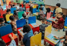 Rona Karya, Cara Kreatif Mahasiswa USM Kenalkan Batik ke Anak Usia Dini