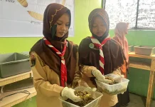 Inovasi MTsN Semarang, Kumpulkan Sisa Sampah MBG untuk Budidaya Maggot
