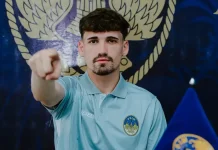 PSIS Semarang Dikabarkan Boyong Deri Corfe