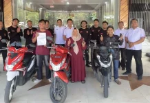 Momen Haru di Polda Jateng, Korban Curanmor Peluk Motor yang Ditemukan Kembali