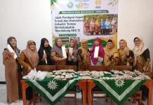 Pelatihan Pembuatan Tempe, Ibu-Ibu PCA Gunungpati 1 Didorong Berwirausaha
