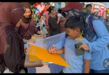 Kampanye di CFD, Mahasiswa USM Dorong Generasi Muda Bangga Gunakan Aksara Jawa