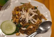 Cara Membuat Kwetiau Goreng Ayam