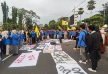 PMII Gelar Aksi di Kajen, Plt Bupati Pekalongan Respons Aspirasi Mahasiswa