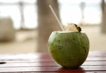 Air Kelapa, Sumber Isotonik Alami Pengganti Cairan Tubuh