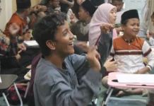 TPQ Assakinah Teman Tuli Pekalongan Akses Belajar Al-Qur'an Penyandang Tunarungu
