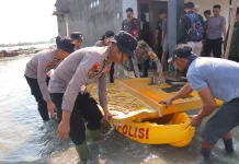 Puluhan Tahun Terisolasi Banjir, Polres Kendal Evakuasi Siti ke Rumah Kontrak