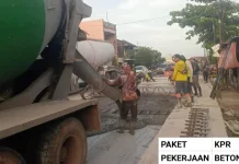 Ketika Jalan Rusak Menantang Efisiensi Anggaran