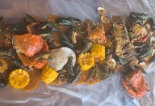 Resep Membuat Seafood Saus Padang yang Lezat Ala Rumahan