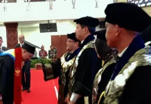 Muhammad Irvan Ardianto, Anak Buruh Bangunan Lulus dengan Predikat Cumlaude
