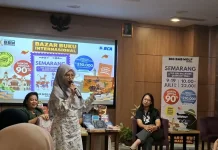 Kecanduan HP pada Anak Bisa Dialihkan Lewat Buku, Ini Caranya Menurut Big Bad Wolf