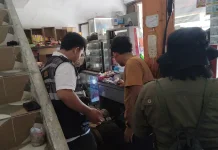 Petugas Gabungan Sita Lebih dari 500 Bungkus  Rokok Ilegal di Rembang
