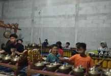 SKRM Squad Isi Libur Sekolah Anak Dengan Berlatih Gamelan