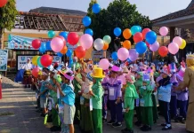 Siswa Baru SDN 1 Salaman Ikuti MPLS Dengan Riang Gembira