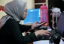Etika dan Berpikir Kritis, Bekal Mahasiswa Hadapi Arus Informasi di Ruang Digital