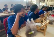 Belajar Linting Rokok, Warga Binaan Lapas Semarang Disiapkan Masuk Dunia Kerja
