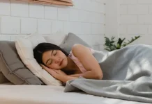 Sulit Tidur Nyenyak? Coba Terapkan 7 Tips Ini
