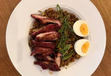 Resep Nasi Goreng Ayam Charsiu dengan Telur Rebus