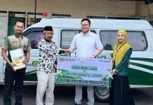 RSU Kumala Siwi Kudus Beri Bantuan Ambulance Kepada Warga Mijen