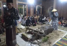 Ritual Kalang Obong oleh Suku Kalang