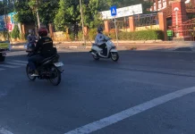 Halo RRI: Jalan Rusak di Depan SMP Islam H. Isriati Semarang Akhirnya Diperbaiki