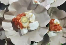 Lontong Opor Sambal Goreng Rambak Sebagai Suguhan Acara