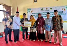 Belum Tersentuh Insentif Pemerintah, 80 Guru RA di Rembang Terima Bantuan Baznas