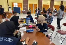 Jaga Kesehatan Warga Kendal, USM Hadirkan Donor Darah dan Cek Kesehatan Gratis
