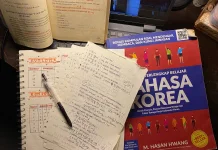 K-Pop Mendorong Anak Muda Belajar Bahasa Korea
