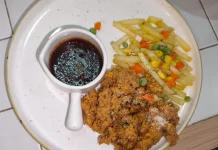 Cara Membuat Steak Ayam Goreng Tepung Saus Barbeque