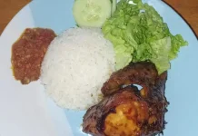 Lalapan Selada dan Timun, Pelengkap yang Menyempurnakan Nikmatnya Ayam Bakar