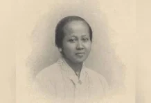 Ironis Kisah di balik Habis Gelap Terbitlah Terang.