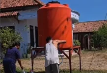 Tiga Pekan Krisis Air , Warga Sragi Pekalongan Minta Bantuan Air Bersih ditambah