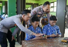 AI Makin Dekat dengan Pelajar, Polresta Batang Perkuat Literasi Digital