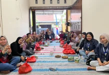 Mahasiswa KKN UPGRIS Bandungrejo Gelar Sosialisasi Spray Anti Nyamuk Daun Sereh