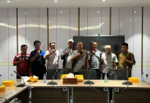 Audiensi di DPRD, Suharsono Siap Kawal Aspirasi Pengusaha dan Sopir Angkot