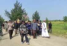 Kirab Budaya Tandai Pembukaan Wisata Pantai Laris Manis di Rowosari Kendal