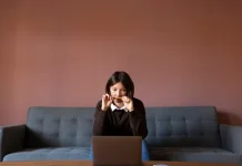 Belajar Berdamai dengan Pikiran, Ini 7 Cara Mengurangi Overthinking