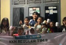 Tingkatkan Literasi Keuangan Anak, KKN Undip Ajarkan Menabung Sejak Dini