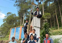 Tim KKN Undip Hadirkan Penerangan Jalan Berbasis Energi Surya di Dusun Kaliduren
