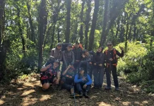 Puncak Benteng Raiders, Pesona Menawan untuk Berkemah dalam Keheningan