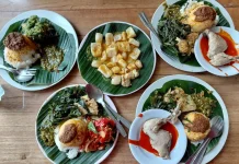 Tren Kuliner Terus Berganti, Nasi Padang Tetap Jadi Pilihan