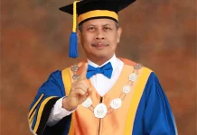 Dekan FISIP Undip Prof. Teguh Yuwono Raih Guru Besar Tata Kelola Pemerintahan